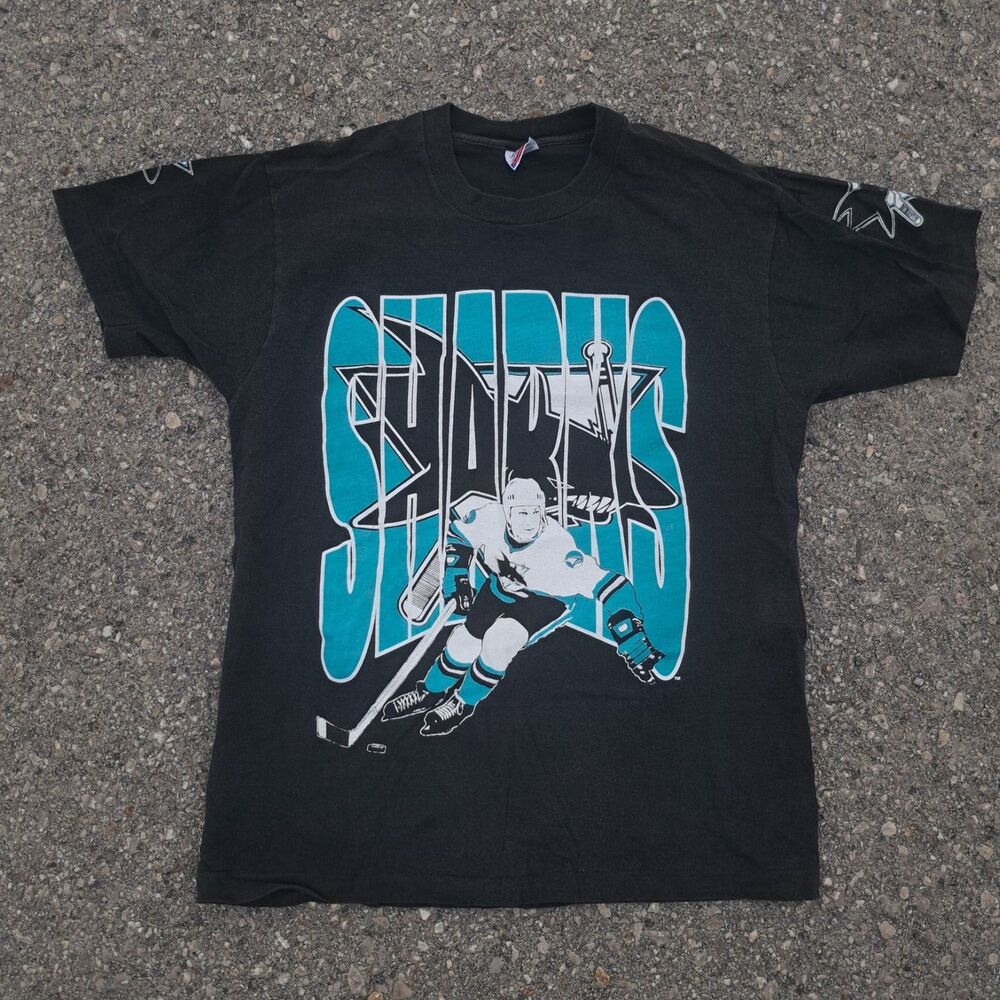 Vintage 90s San Jose Sharks NHL USA Graphic Tshirt Top Black Mens Large Hockey